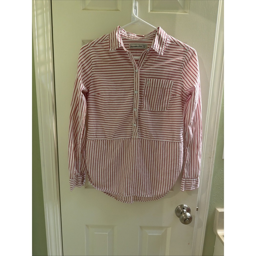 Abercrombie & Fitch Womens Sz XS White Red Stripe Pullover Button Front Shirt